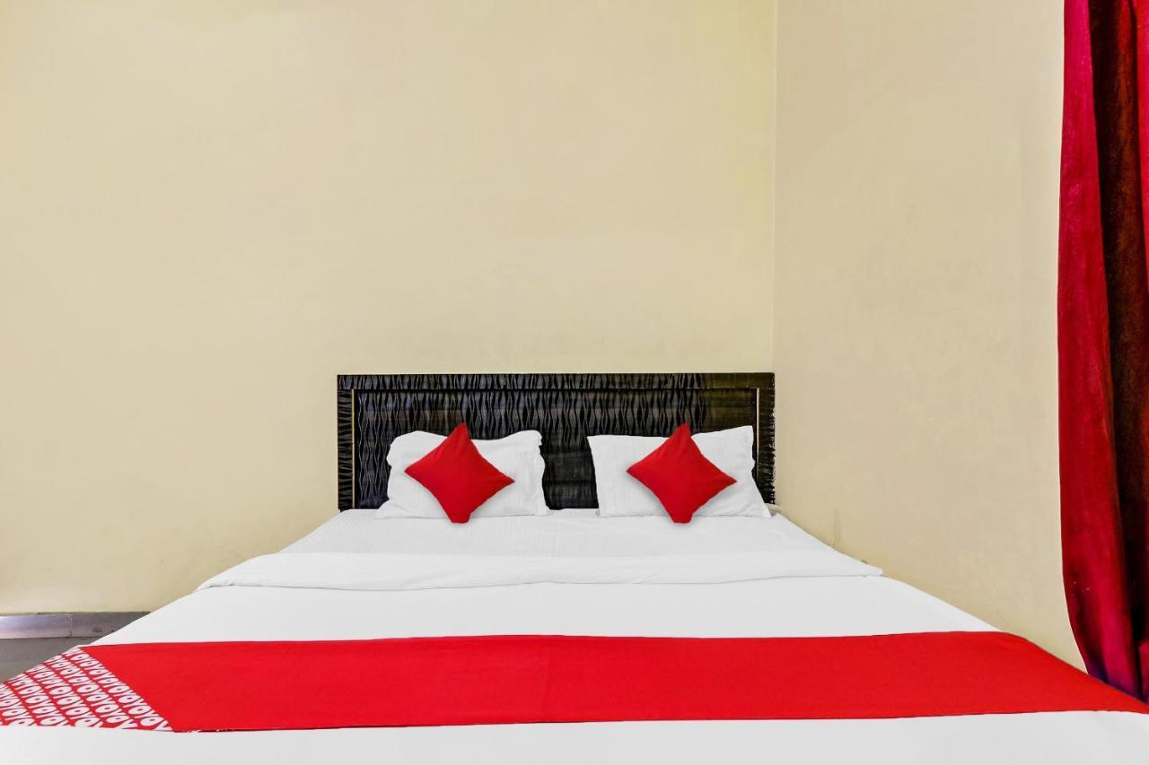 Flagship Hotel Suman Niwas Bijnaur Extérieur photo